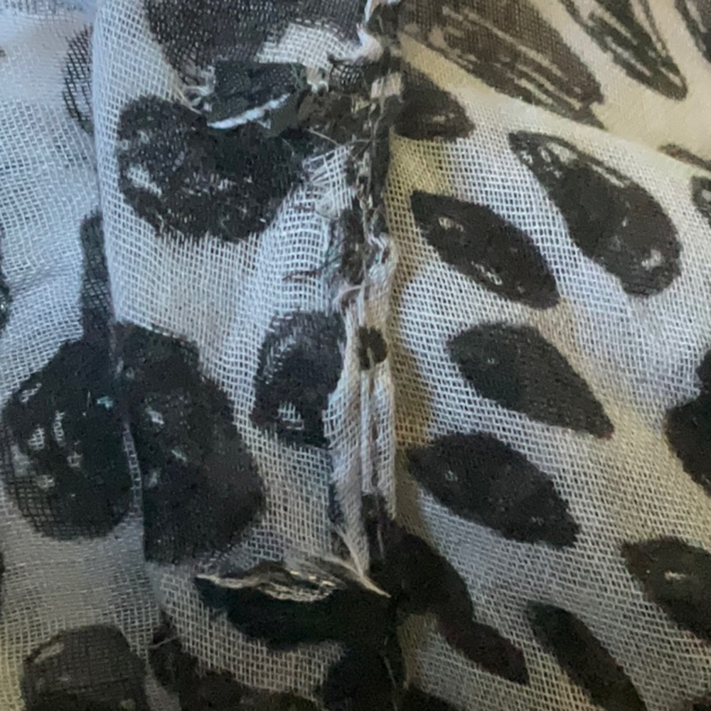 “MOSCHINO THEME” SCARF Shopping and Animal Print Large Size. - Picture 10 of 11